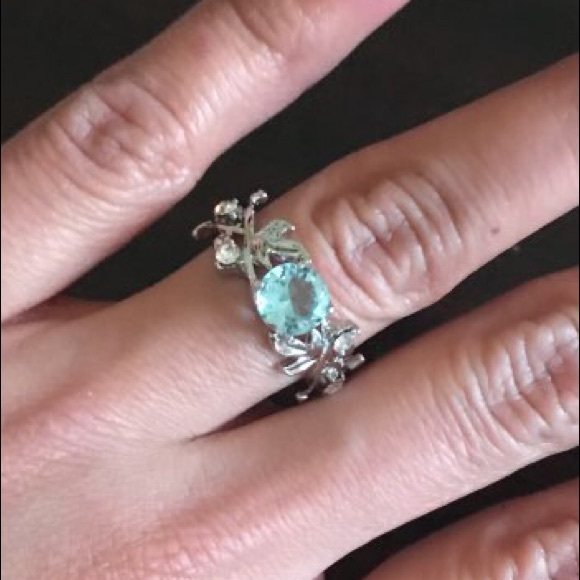 New Silver and Blue Floral Ring - Picture 5 of 7